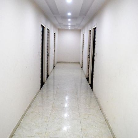 آغْرا Hotel Harish Palace المظهر الخارجي الصورة